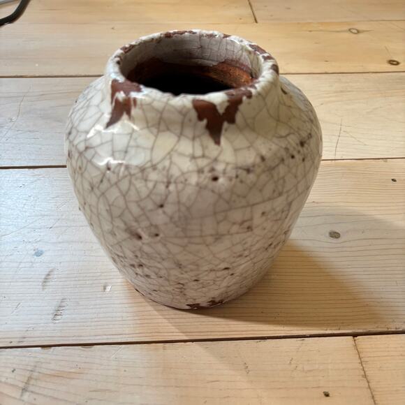 Anthropologie NWOT Cream Crackle Pottery Vase - Picture 1 of 7